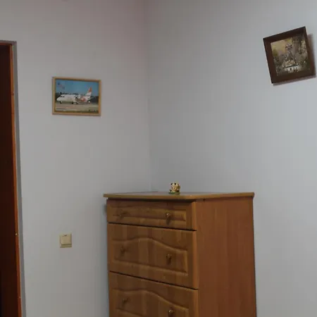 Hytte 2х місна кімната з видом у сад Dilyatyn