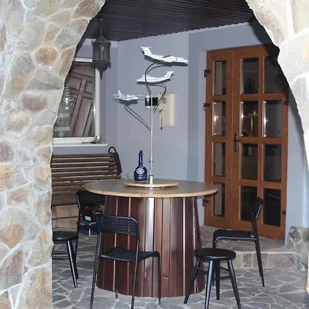 2х місна кімната з видом у сад Hytte Dilyatyn